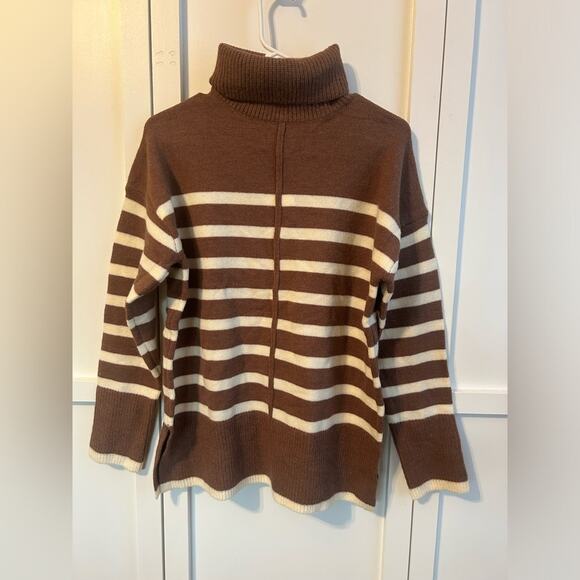 Line & Dot Stripe Turtleneck Pullover Sweater - Picture 2 of 6